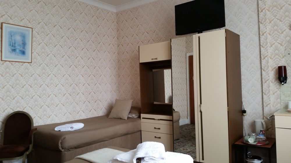 Guest house Westbrook